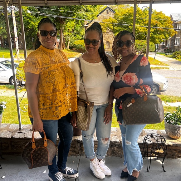 SPECIAL GUESTS!!AWESOME STRAIGHT OUT OF THE BAG SALES!! PLEASE COME JOIN THE FUN - Picture 15 of 17